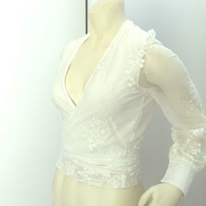 Crop top with sleeves